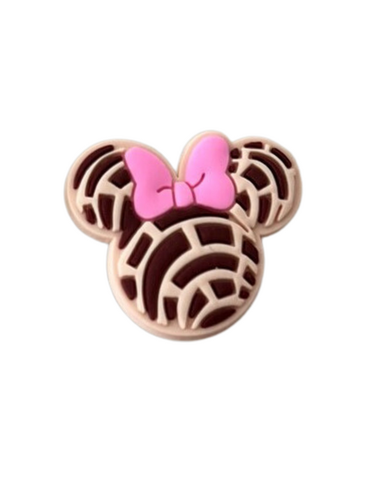 Mouse concha with bow shoe charm