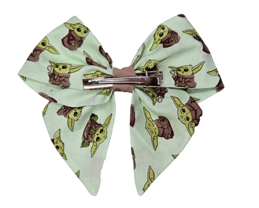 Cute Alien Inspired Hair Bow