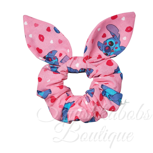 Stitch bow scrunchie