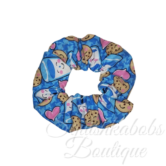Milk and cookies scrunchie